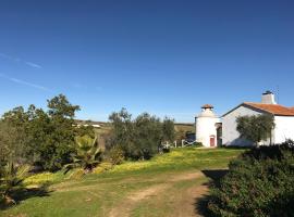 Cortijo Viña del Duco, hotel in Azuaga