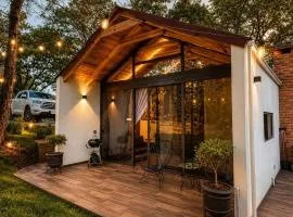 Cabaña Romántica con Tina para Parejas