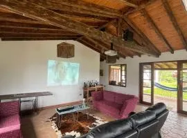 Hermosa finca con Jacuzzi, Asador, Vista increíble para 13 personas