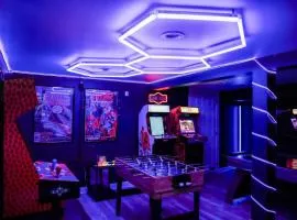 Game Room • Fire-pit • Playground • Gym • Billiard