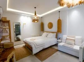 Ελίτ seafront luxury suites