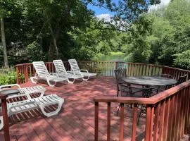 Bigfoots River Retreat