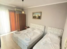 Alfas Beach Apartments