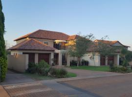 UniqueNewU Retreat, hotel en Roodeplaat