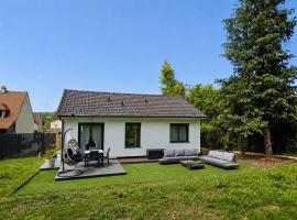 쿠브레에 위치한 호텔 Le Refuge Douillet à 10min de Disneyland avec Parking Privé et Belle terrasse vue sur Jardin