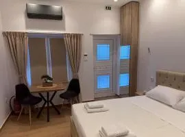 Prime 27 Luxury Studio