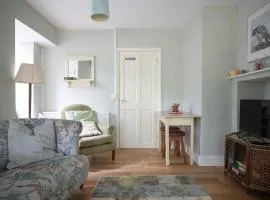 BRAND NEW cosy countryside escape near Faversham