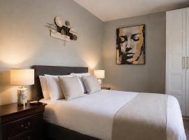 The Hillcrest, Luxury Accommodation in Castleblayney Town, Hotel in Castleblayney