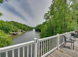 Private Hot Tub! Getaway on Smith Mountain Lake