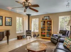 Gateway to Yellowstone Country: Home w/ Fire Pit