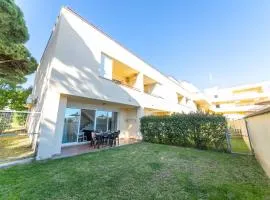 Chic townhouse by the sea in Caños, with garage
