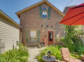 1 Block to Main St: 'Second Street Carriage House'