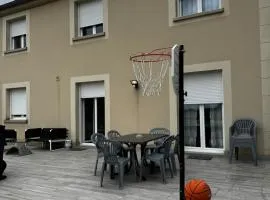 Zen House near Clervaux Castle - 2 min Nordstrooss shopping centre