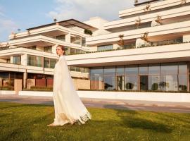 Fairmont La Marina Rabat Sale Hotel, хотел в Рабат