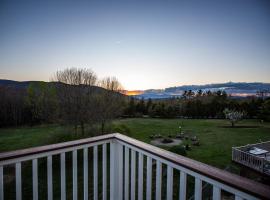 Beautiful Bridgton Apartment, Hotel in Bridgton