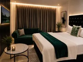 Starlink Guest House
