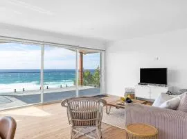 Ocean Overlook - Rennies Beach holiday haven