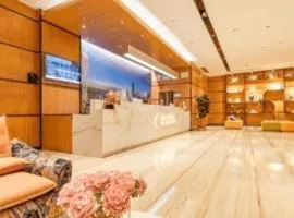 Chonpines Hotel Guangzhou Sunac Cultural and Tourism City Shiling