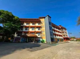 โรงแรม บุรีรัมย์ สิริ รีสอร์ท