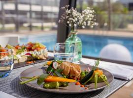 Carquefou में, होटल Novotel Nantes Carquefou