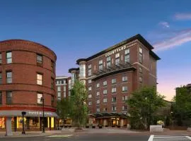 Courtyard by Marriott Boston Brookline