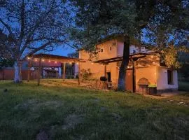 Вила Хармония Harmony Cottage