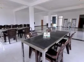 Narayani Bagh Resort And Restaurant