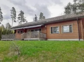 Villa Polly, Luxury cottage with private sauna