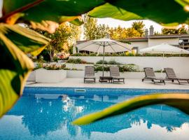 Pleiades Boutique Villas, hotel in Kriopigi