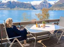 6 person holiday home in Leikanger