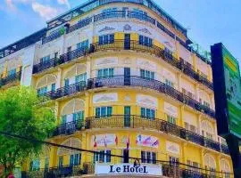 Le Grand Palais Hotel