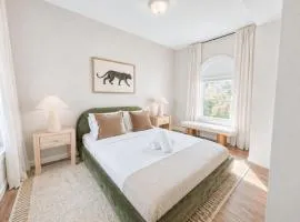 Perfect Yale Stay | Spacious 4BR | Guest Favorite