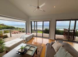 4 Whitecrest Great Ocean Road Resort - Ocean View, hotel i Wongarra