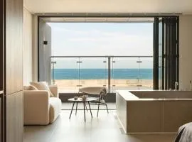 Plott The One Sokcho Xiella The Beach