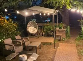 가평 야옹이네 Near Seoul Healing Stay Cats, BBQ, Korean Firepit Nights