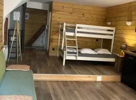 Appartement T1 bis cosy avec patio 17 BIS