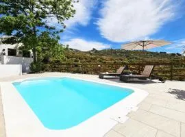 Amazing Home In Yunquera