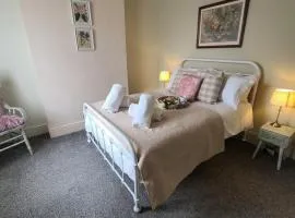 Charbon Cottage