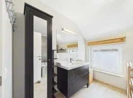 Chez Isaline Libin