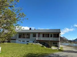 House by the sea, Ballstad Lofoten