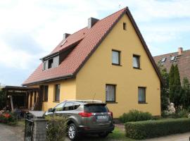 Ferienwohnung Eva-Maria Schmidt, хотел в Гюстров