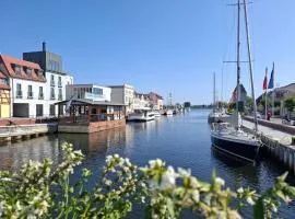 FH "Weininsel am Haff"