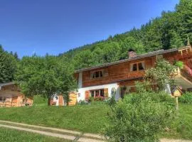 Ferienwohnungen Kimpfbeck, Kreuth-Schärfen