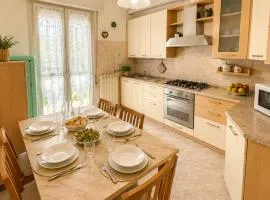 Big Apartment with 3 rooms