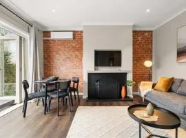 Peaceful Retreat in Hamilton East - By Superior Stays