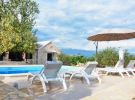 Holiday Home Sweet Dreams, hotel in Pučišća