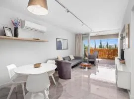Latitudes 1 Bedroom Apartment