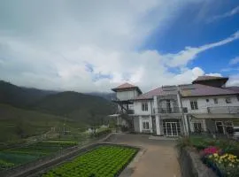 Friendly Hills Hotel