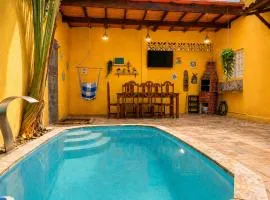 Porto de Galinhas, Praia de Maracaipe, piscina, mar a 140m