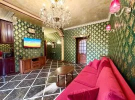 Aladdin apartment